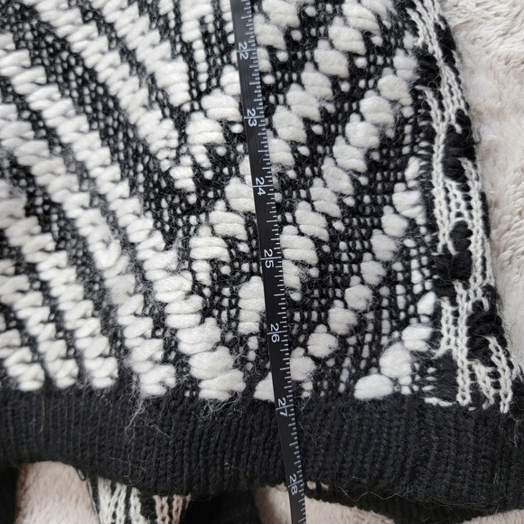 Ruby Moon Black White Long Sleeve Wool Blend Cardigan Sweater Size Small - Picture 10 of 11